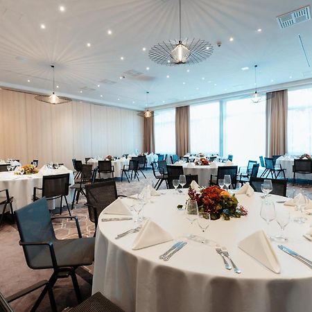 Leonardo Royal Hotel Koeln - Am Stadtwald Bagian luar foto