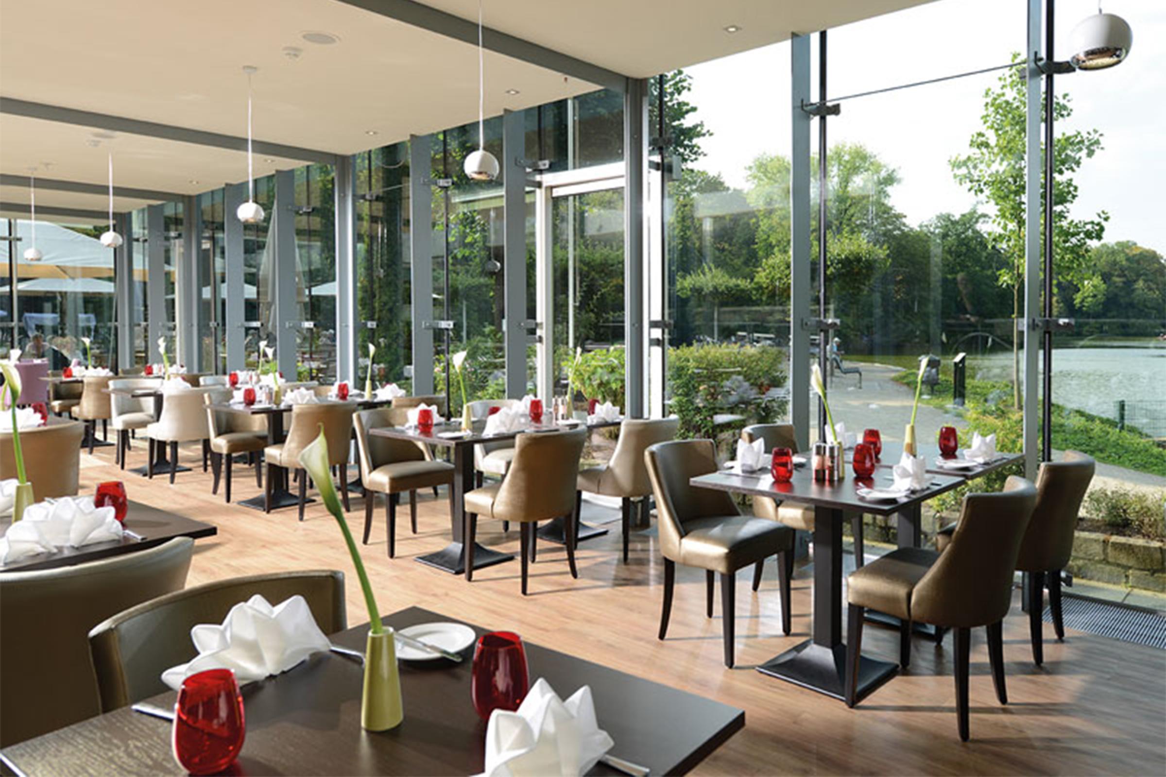 Leonardo Royal Hotel Koeln - Am Stadtwald Bagian luar foto
