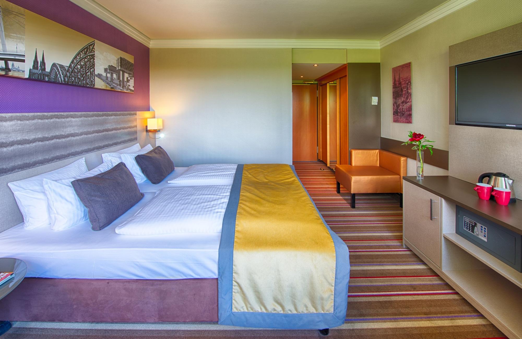 Leonardo Royal Hotel Koeln - Am Stadtwald Bagian luar foto