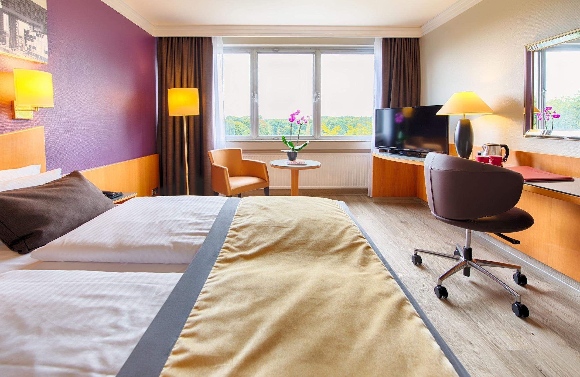 Leonardo Royal Hotel Koeln - Am Stadtwald Bagian luar foto
