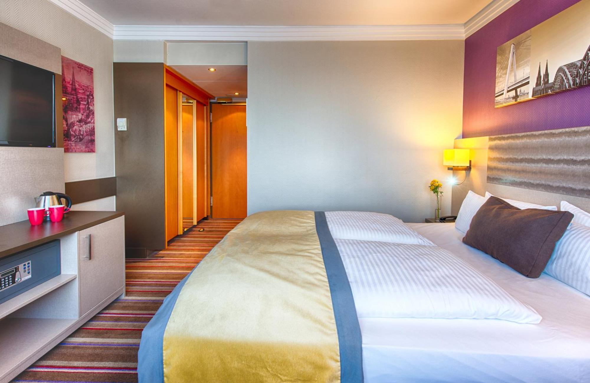 Leonardo Royal Hotel Koeln - Am Stadtwald Bagian luar foto