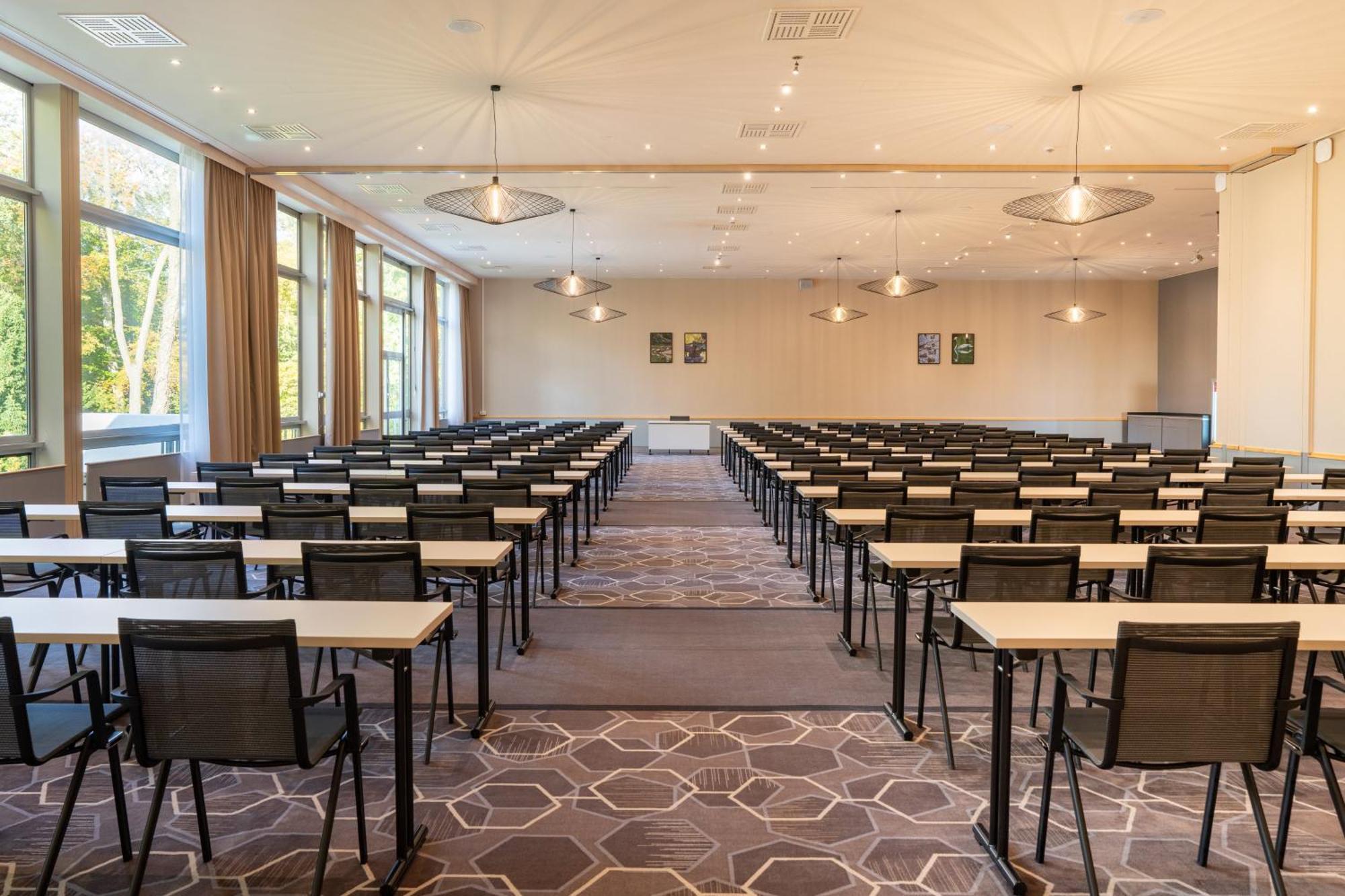 Leonardo Royal Hotel Koeln - Am Stadtwald Bagian luar foto