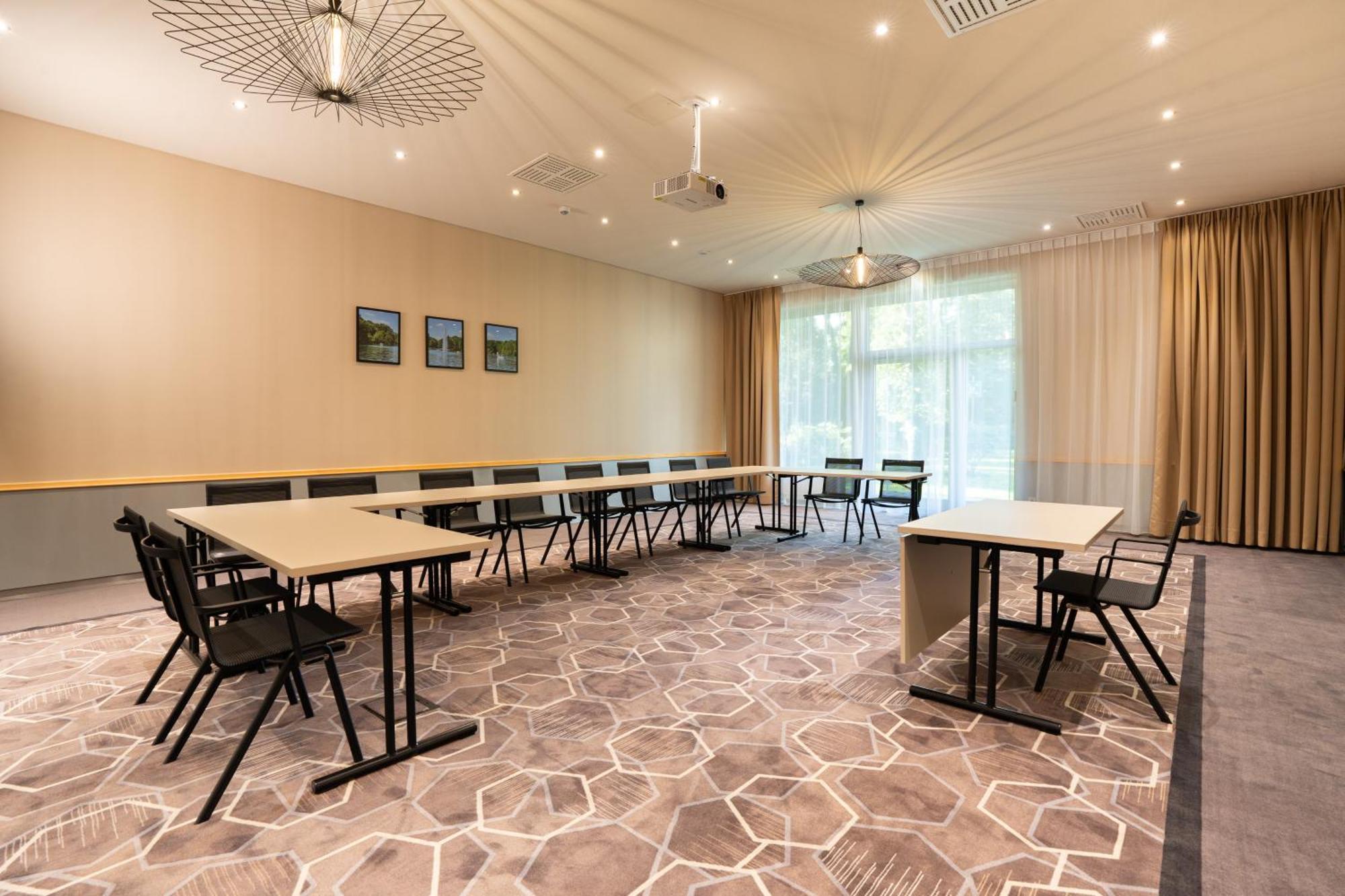 Leonardo Royal Hotel Koeln - Am Stadtwald Bagian luar foto