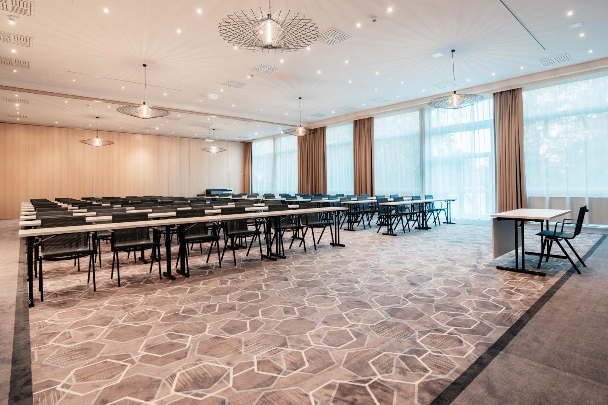 Leonardo Royal Hotel Koeln - Am Stadtwald Bagian luar foto